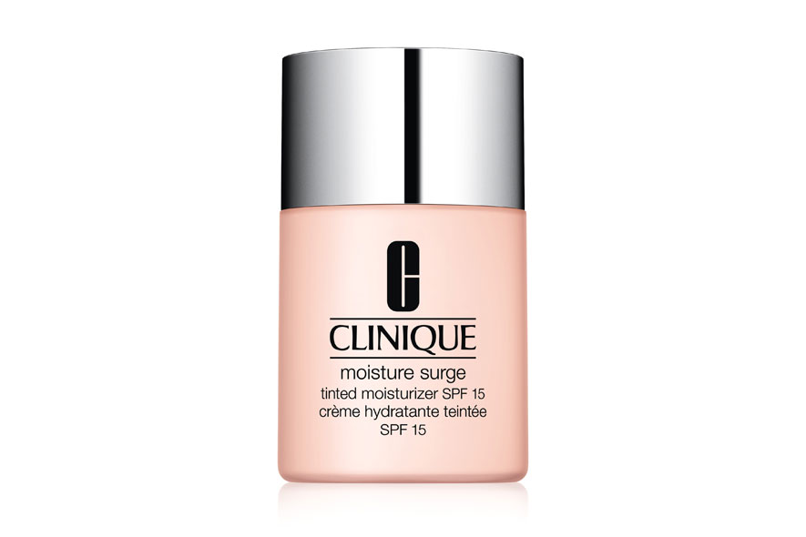 Moisture Surge Tinted Moisturizer SPF 15 di Clinique