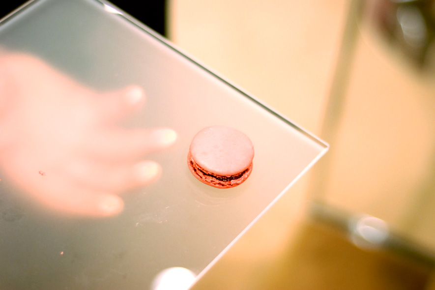 Vuitton macarons