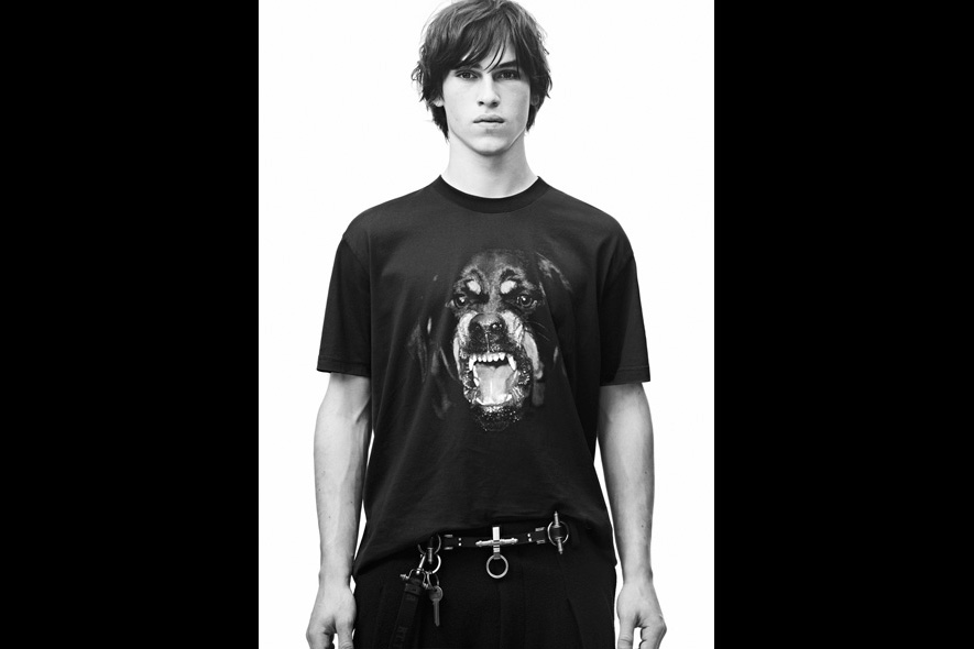 Givenchy: t-shirt edizione speciale