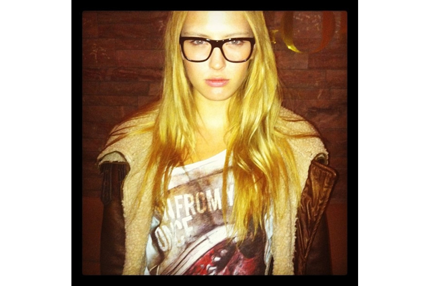 Anya really likes her dolcegabbana glasses s itgdetail1220