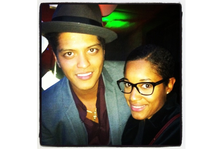 Bruno thinks that my dolcegabbana glasses look beautiful. xoxox and lots of love s itgdetail1220