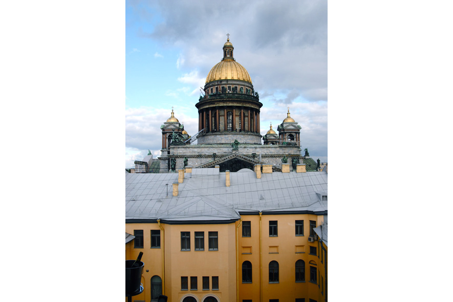 DOME OF ST ISAAC CATHEDRAL