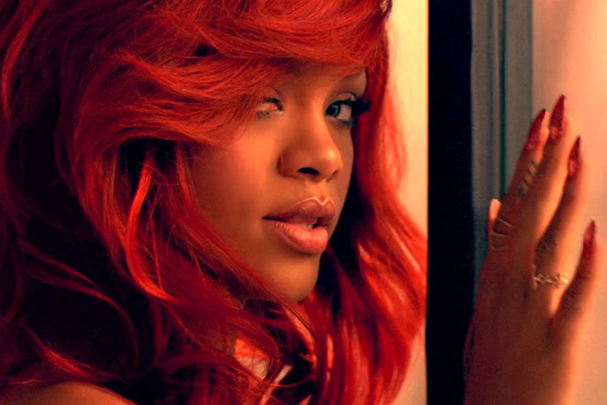 Rihanna: nail art sotto i riflettori