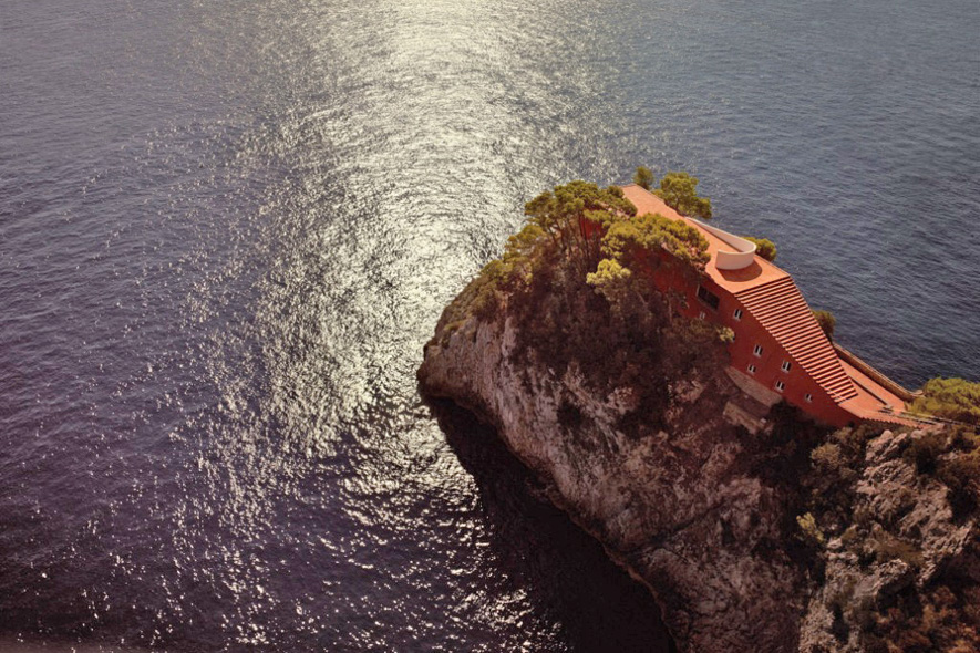 CASA MALAPARTE ARROW VICTOR