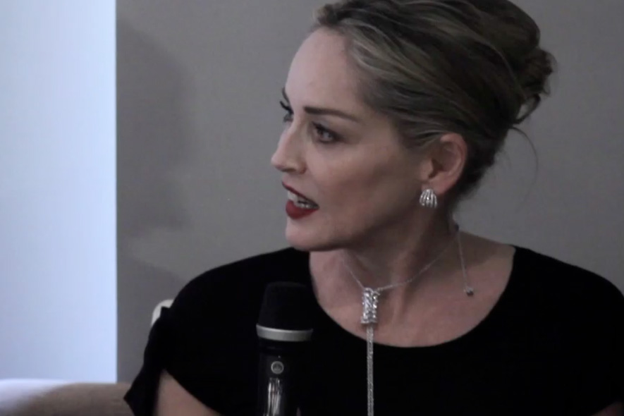 Sharon Stone e Damiani: l’incontro alla boutique di Montenapoleone