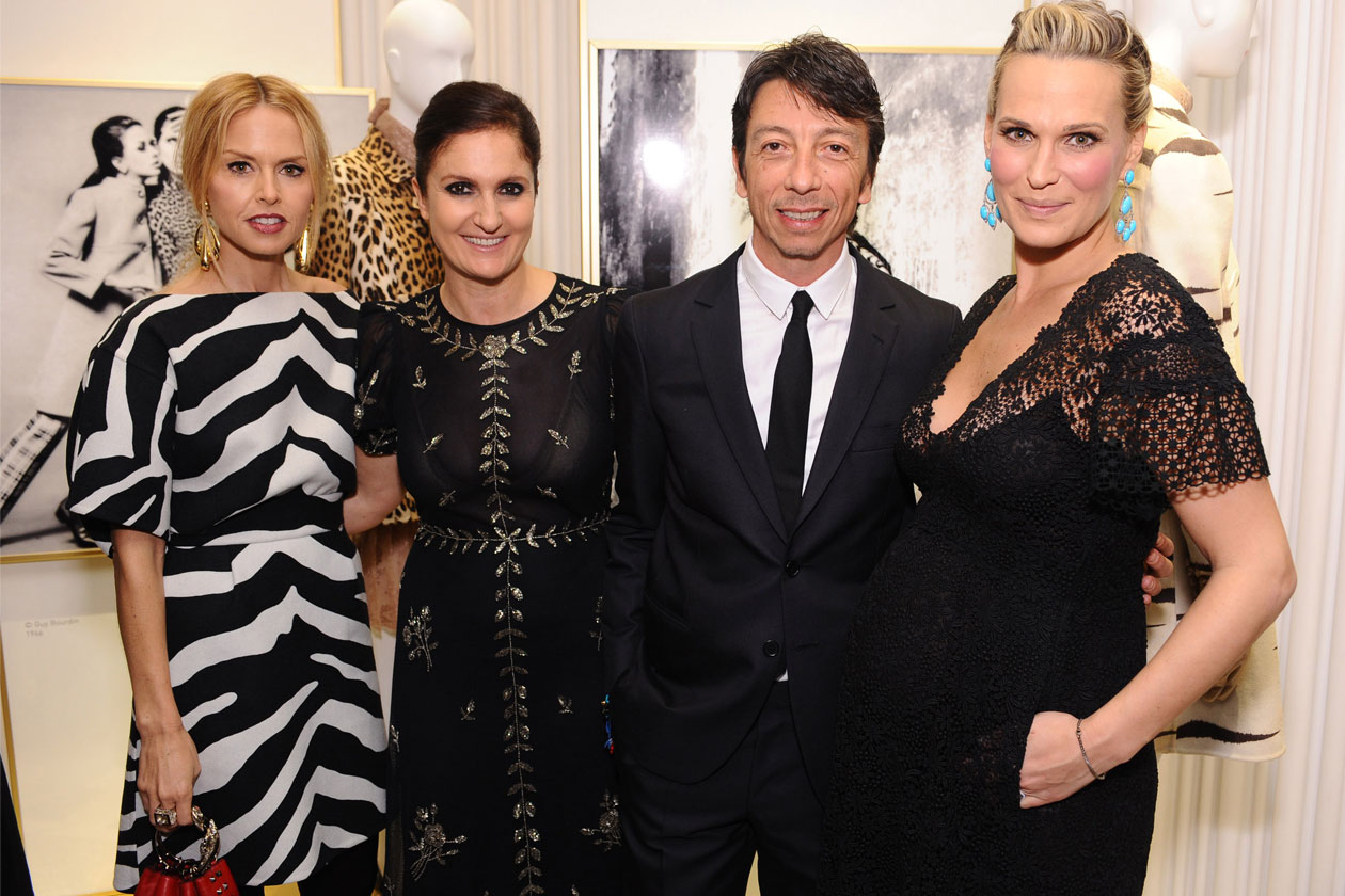 8 Valentino Gallery 885×590