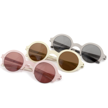 Occhiali tondi e colori delicati per Mykita