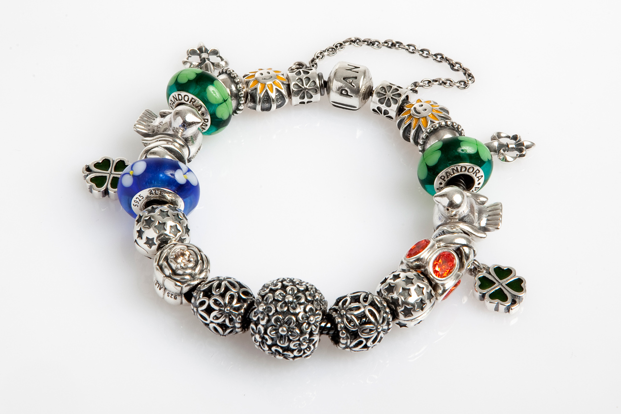 anjeza tufina per dollsfactory.com