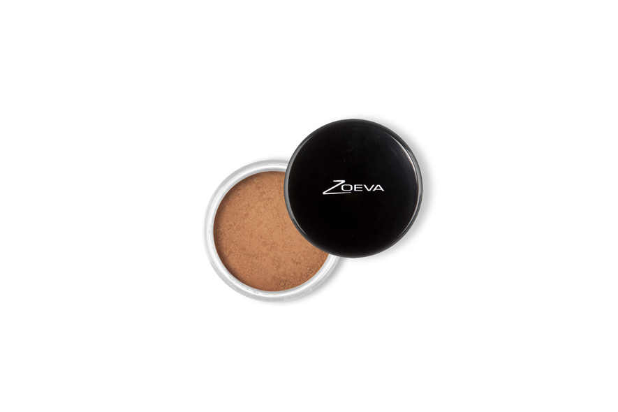 Il bronzer minerale di Zoeva regala un aspetto di fresco bagliore grazie alle microparticelle che si uniformano perfettamente alla pelle del viso