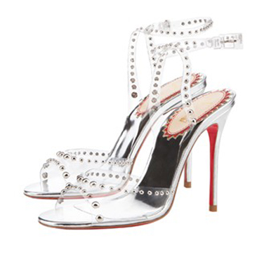 Louboutin veste Cenerentola