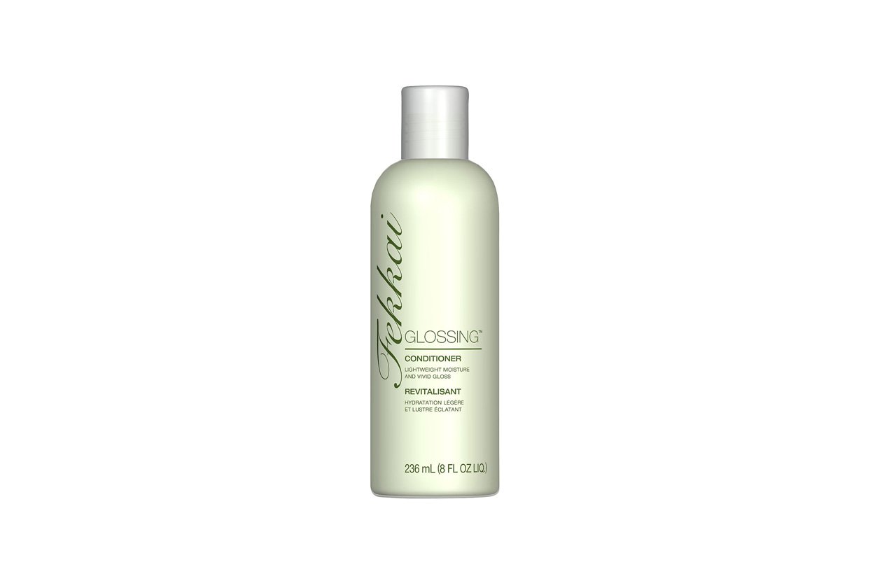 Restituisce ai capelli idratazione, forza e lucentezza il balsamo Glossy by Fekkai