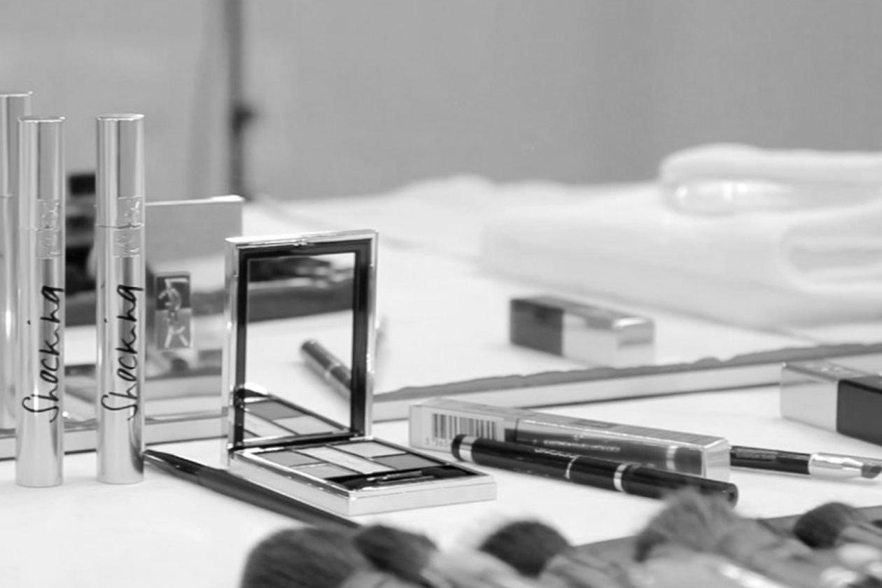 Black Eyeliner con YSL: tutti i prodotti utilizzati