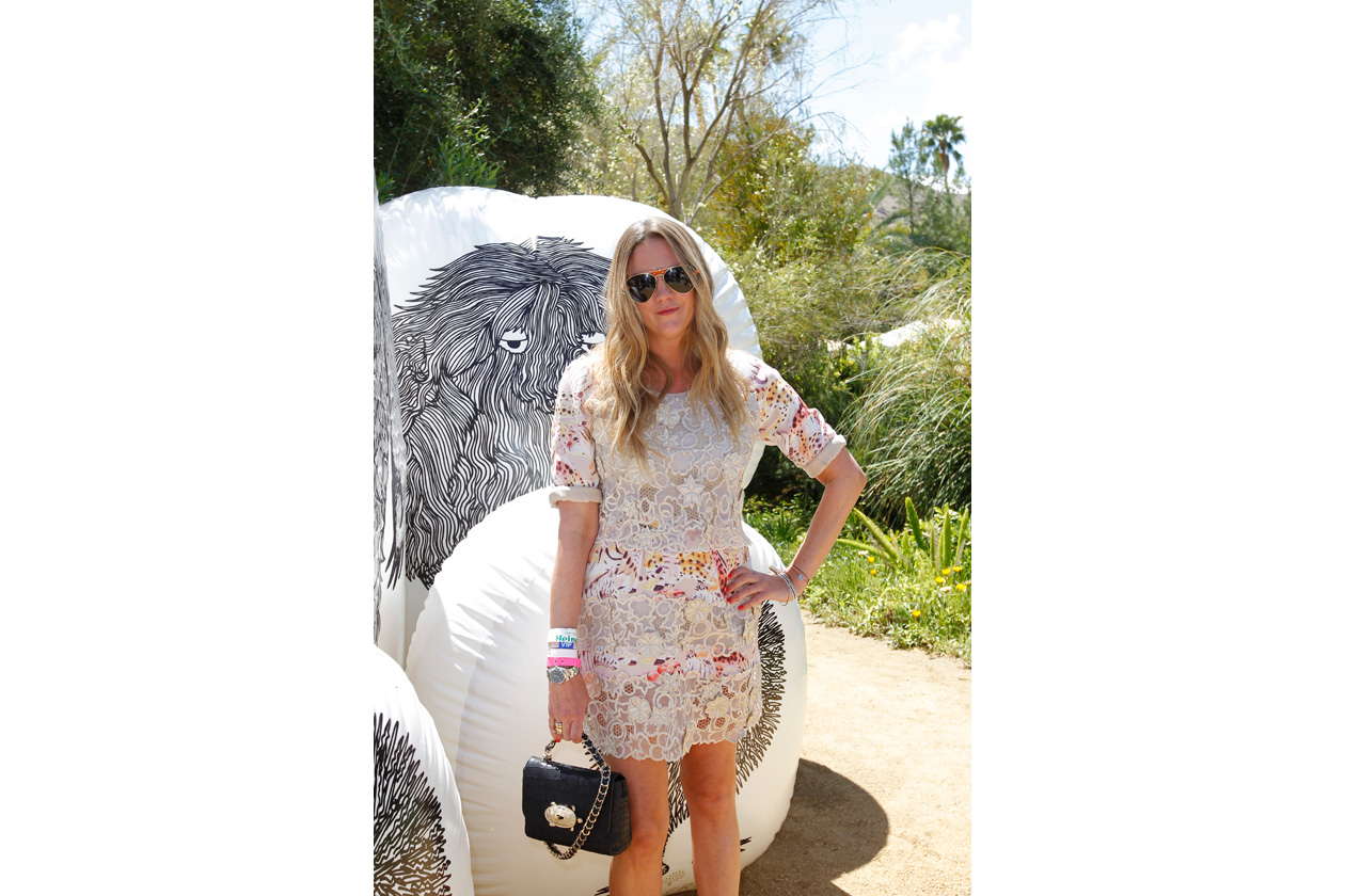 emma hill pool party