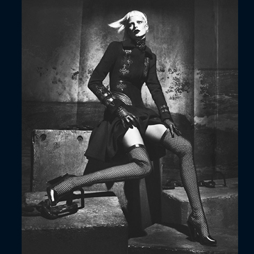 Mert & Marcus firmano la campagna di Versace