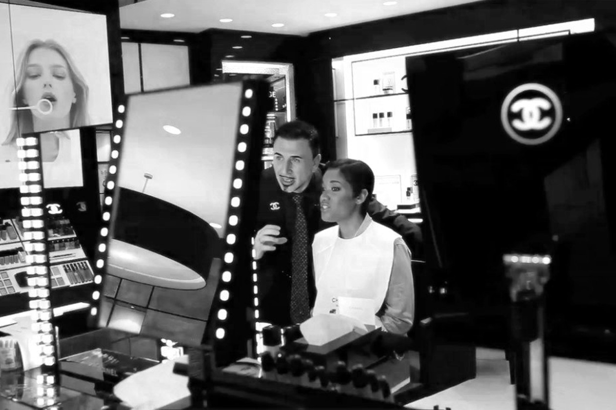 Chanel Espace: la seduta trucco di Tamu McPherson