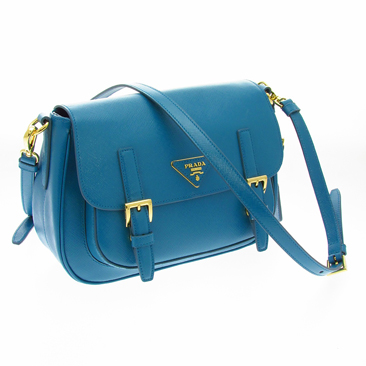 Ecco la nuova hunting bag di Prada