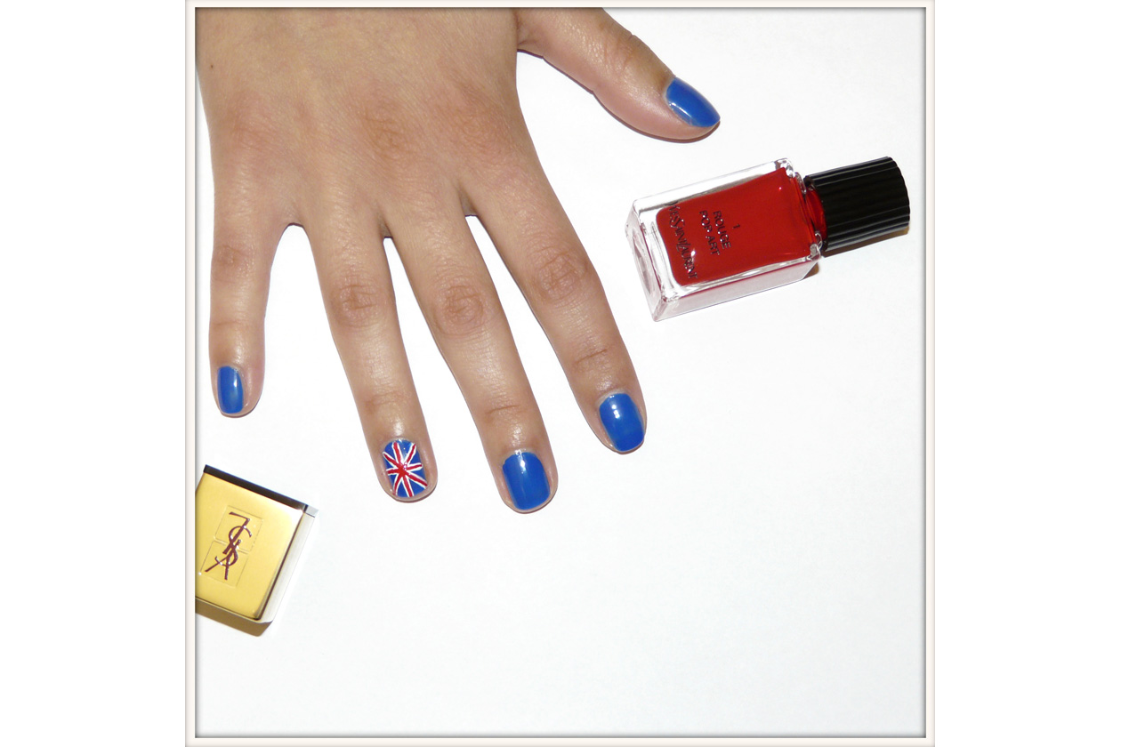 union jack nail art tutorial