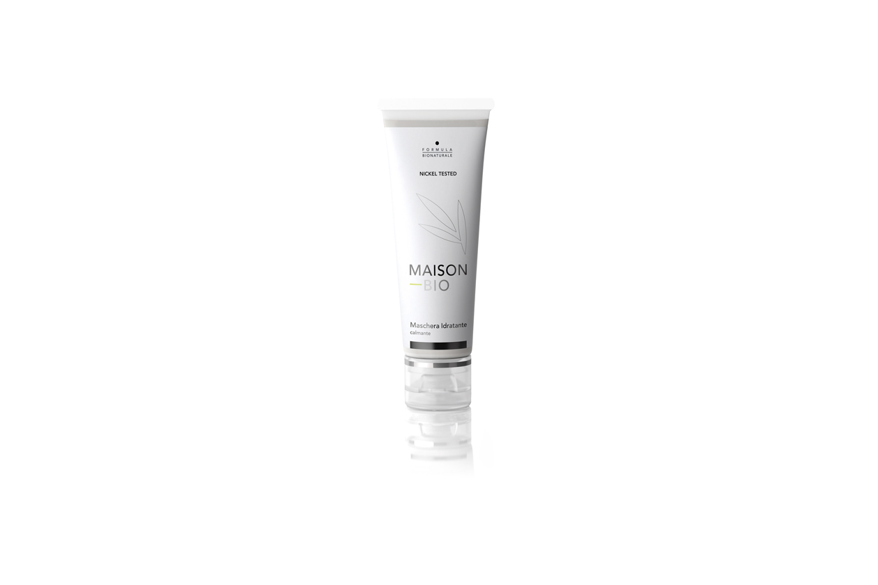 La Maschera Idratante Calmante di Maison Bio unisce le proprietà benefiche dell’aloe vera all’azione ristrutturante e antiossidante dell’acido ialuronico
