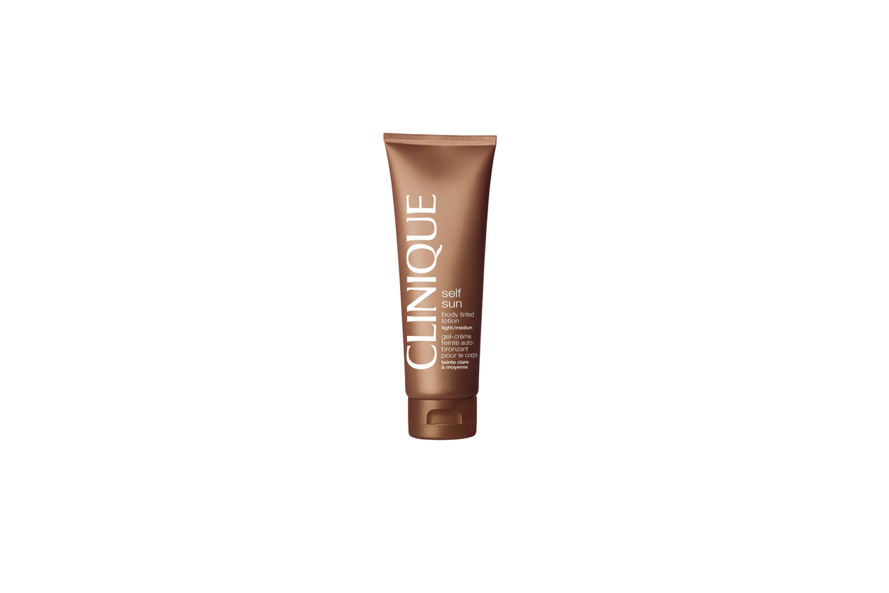 La lozione di Clinique ha una formula in crema-gel che assicura alla pelle un’abbronzatura istantanea
