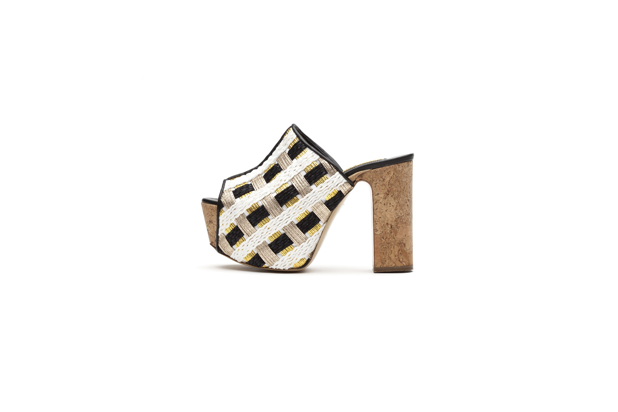 Remie in white gold black resort 2013