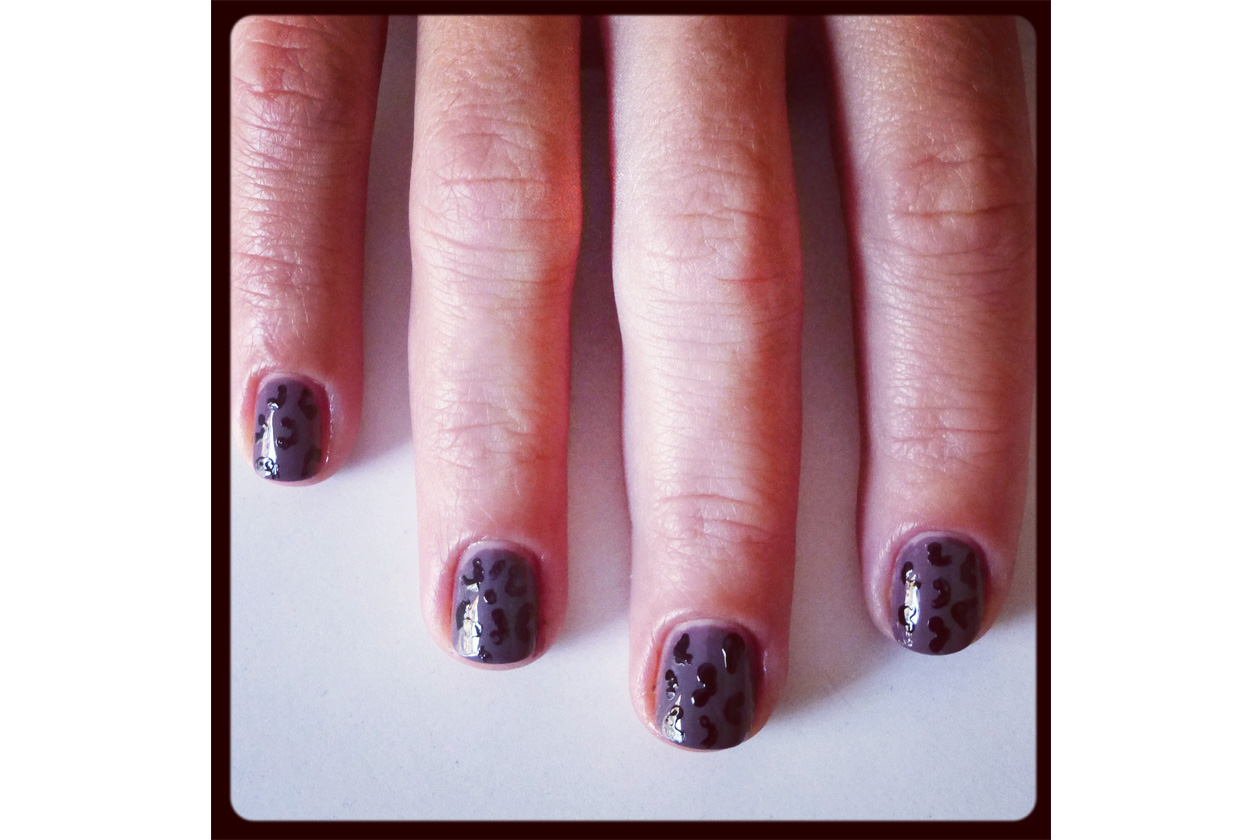 07 Beauty manicure tutorial maculato