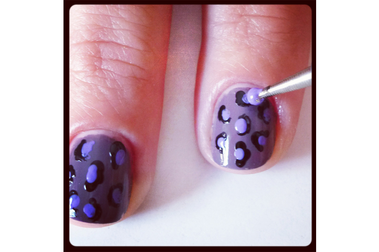 09 Beauty manicure tutorial maculato