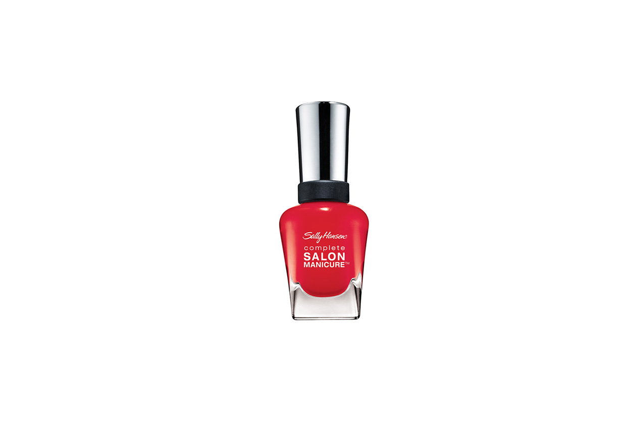 All Fired Up accende la manicure (Sally Hansen)