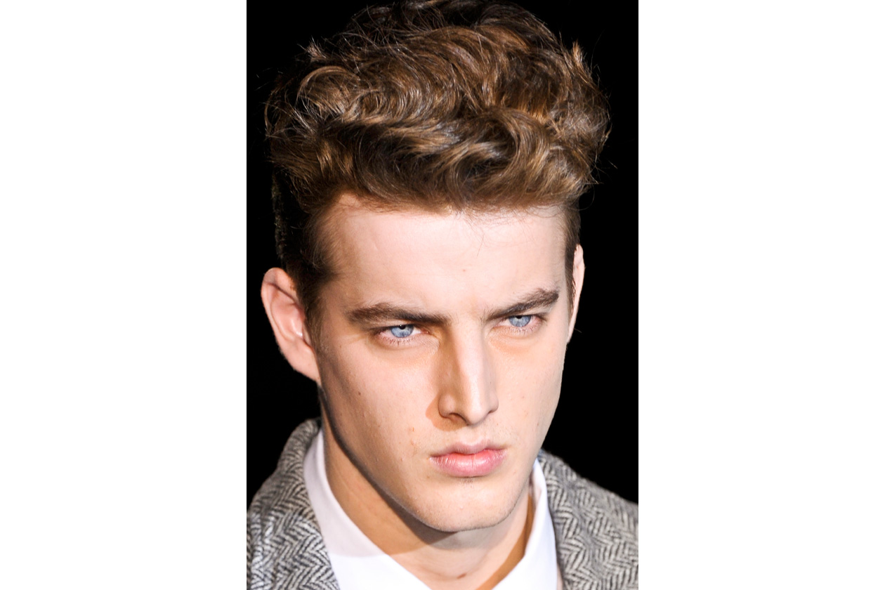 Ciuffo à la James Dean per Iceberg