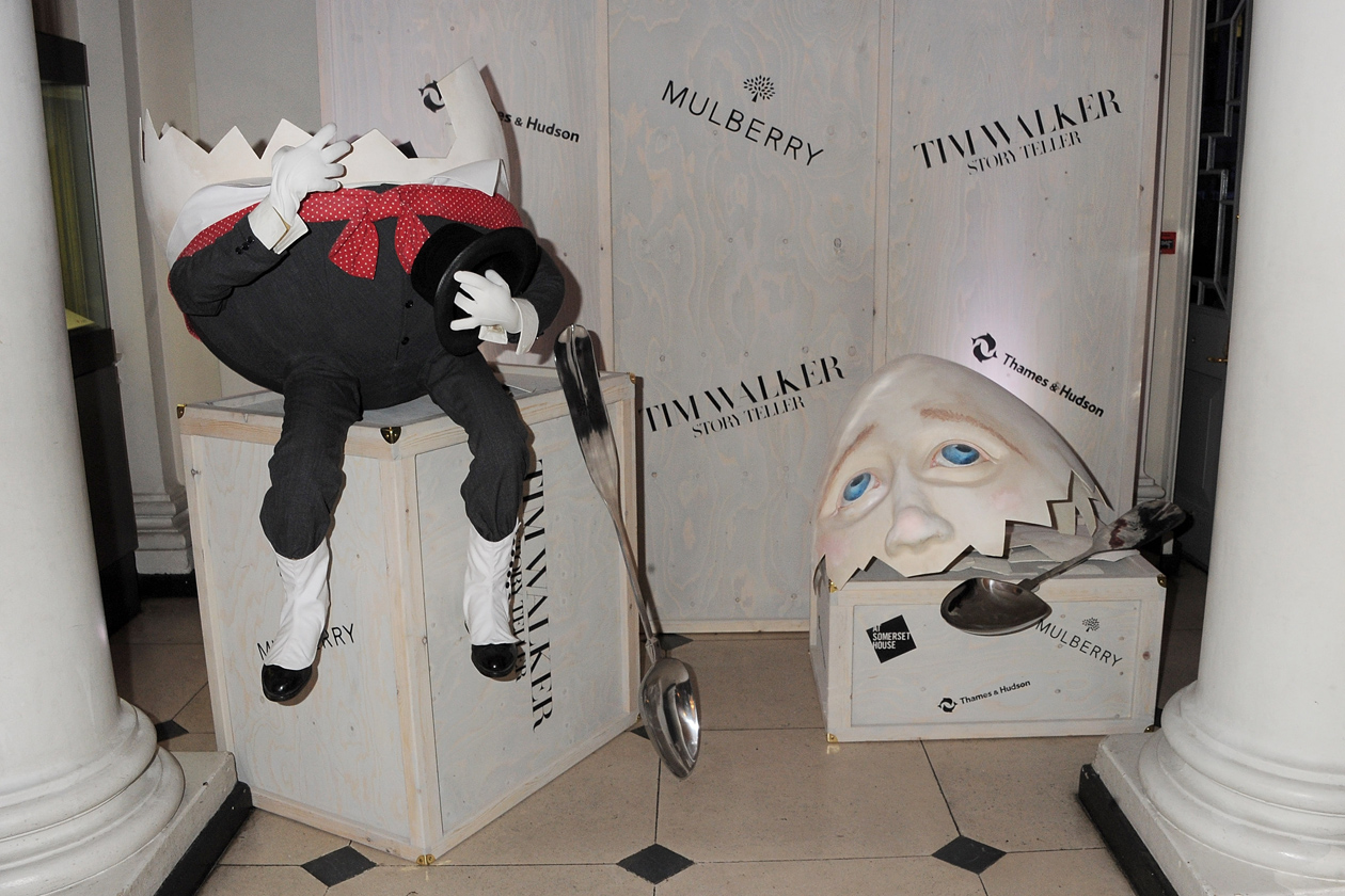 Il party di Mulberry per la mostra di Tim Walker a Londra