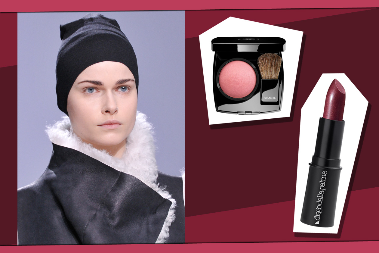 Look androgino per Peachoo Krejberg (blush Chanel, metal lipstick by Diego Dalla Palma)