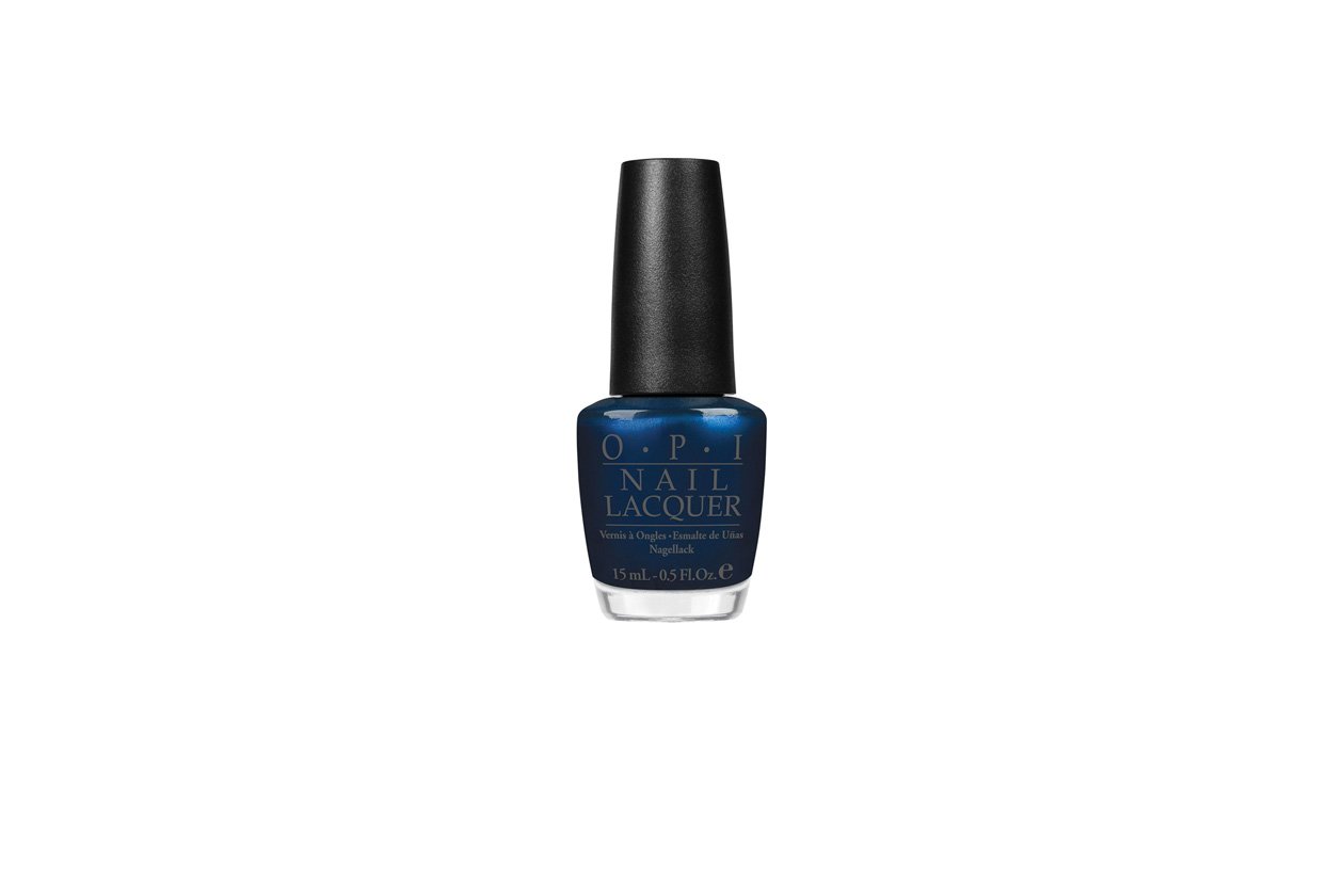 UnforGretaBlyBlue di Opi: un deep blu dal finish chic