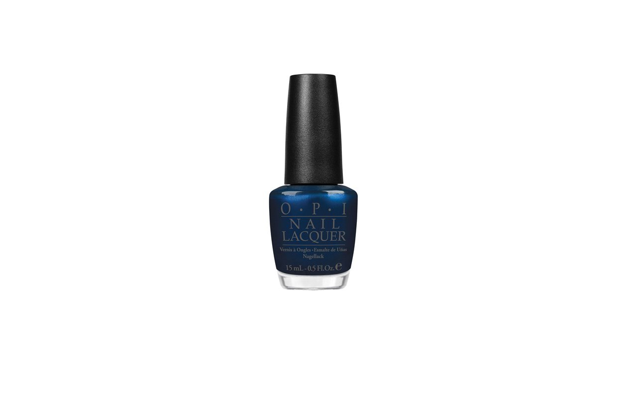 UnforGretaBlyBlue di Opi: un deep blu dal finish chic