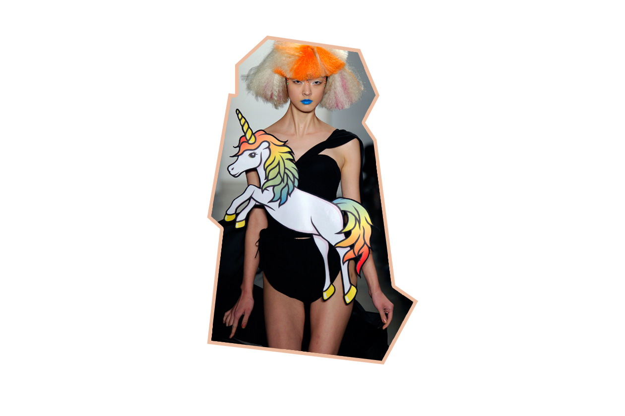 Abito con unicorno cartoon di Jeremy Scott ful F12