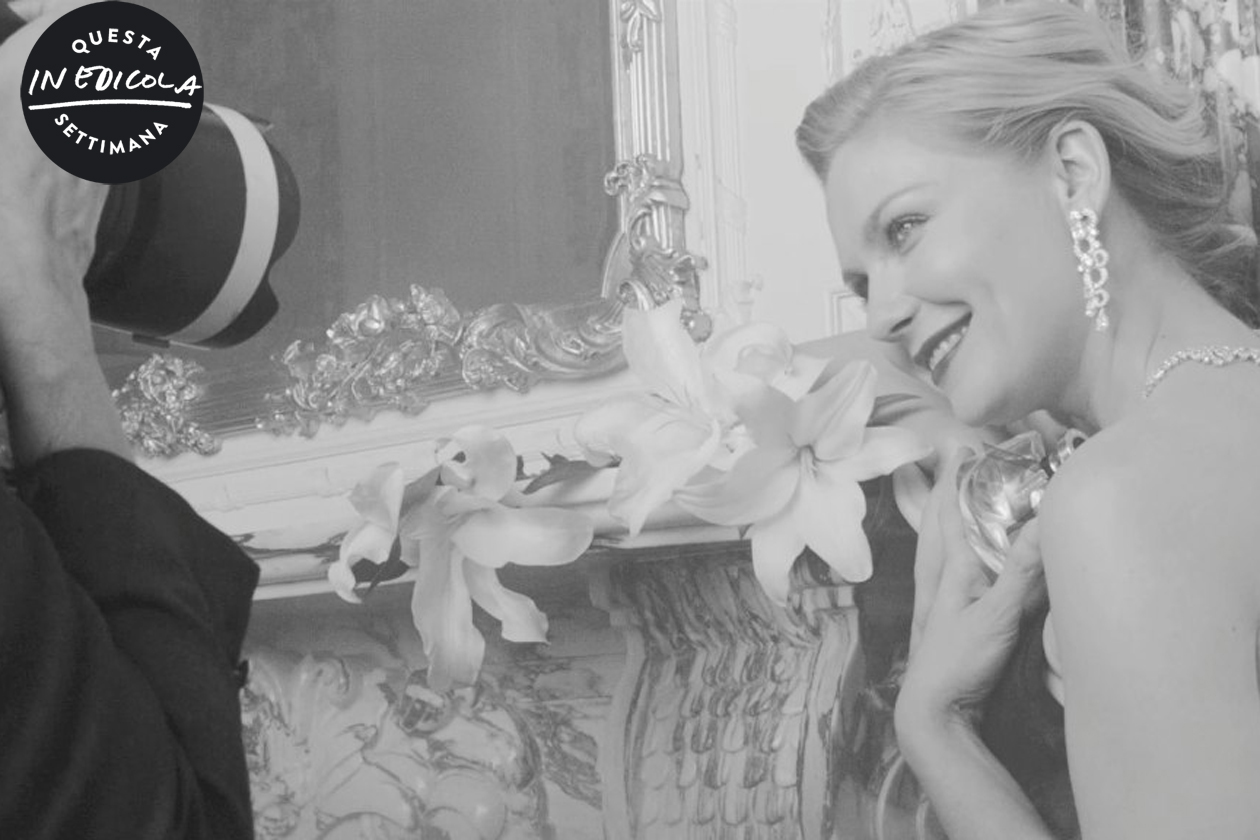 Bulgari Mon Jasmine Noir L’Elixir: il video di backstage con Kirsten Dunst