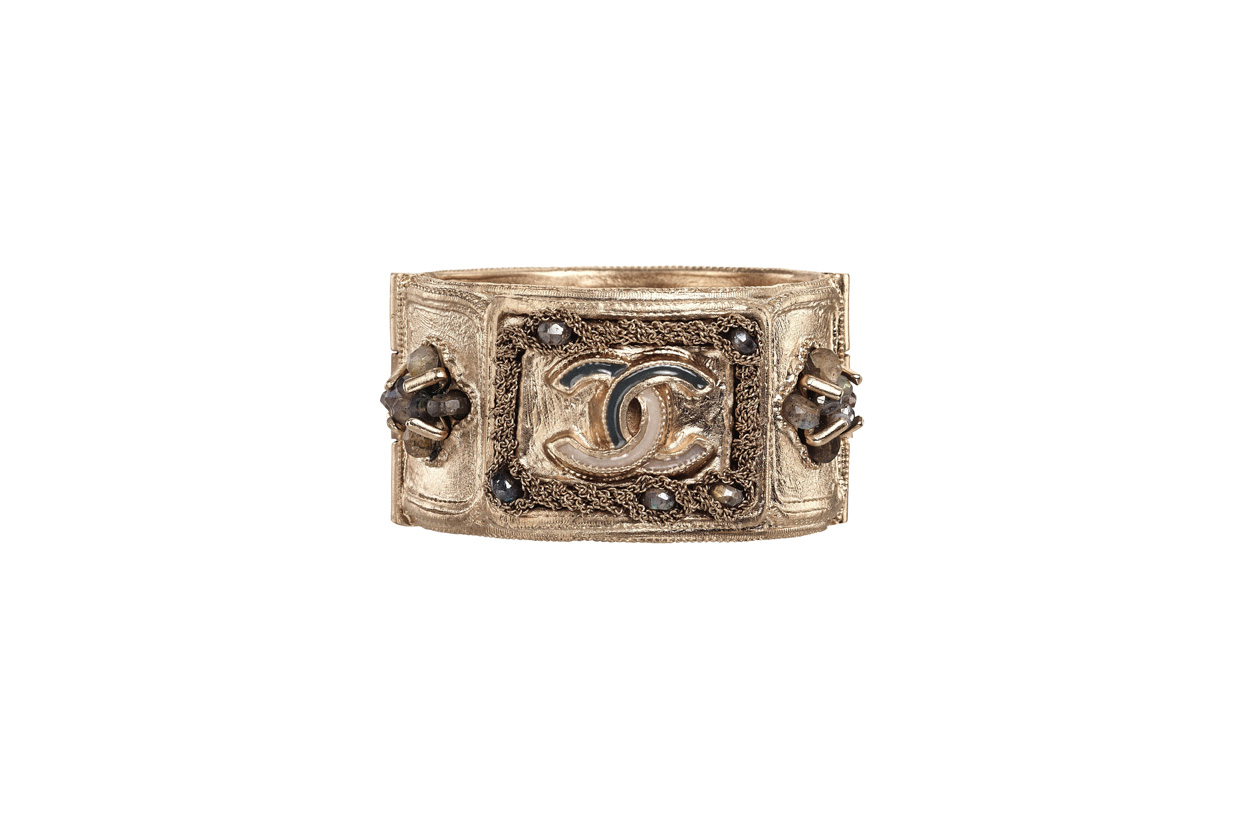 Gioielli Natale Golden metal and enamel cuff Manchette doree en metal et email