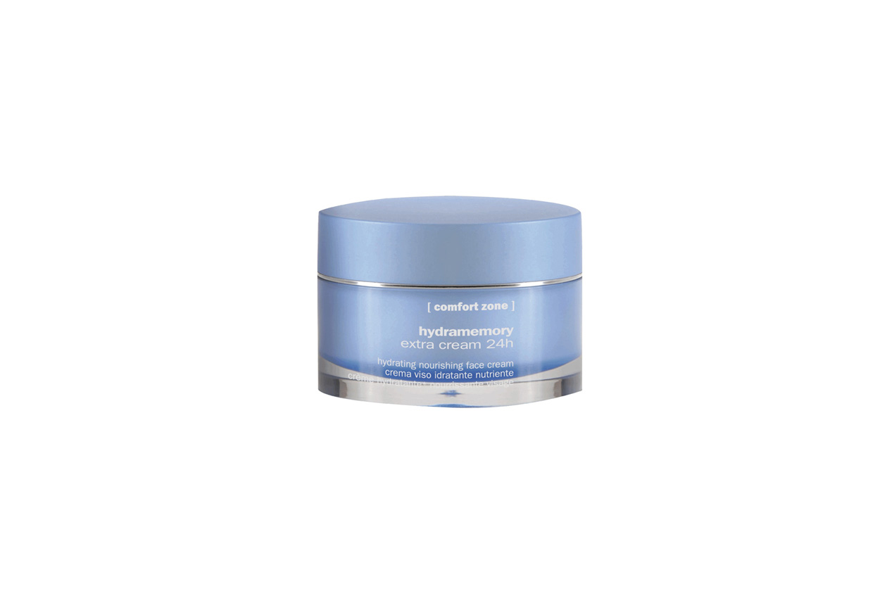 La Hydramemory Extra Cream di Comfort Zone contiene trealosio, estratto di baobab, acido jaluronico e trimoist