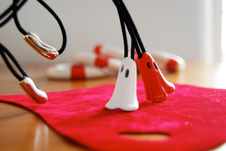 Nicholas ciondoli fantasmini