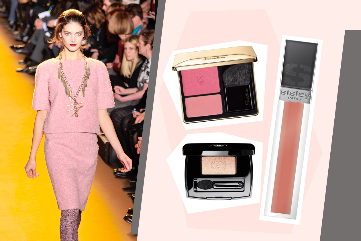 Rosa&oro è il binomio très chic scelto da Rochas e da Guerlain con il nuovo blush. Ideali per il make up il gloss di Sisley e l’ombretto Complice di Chanel