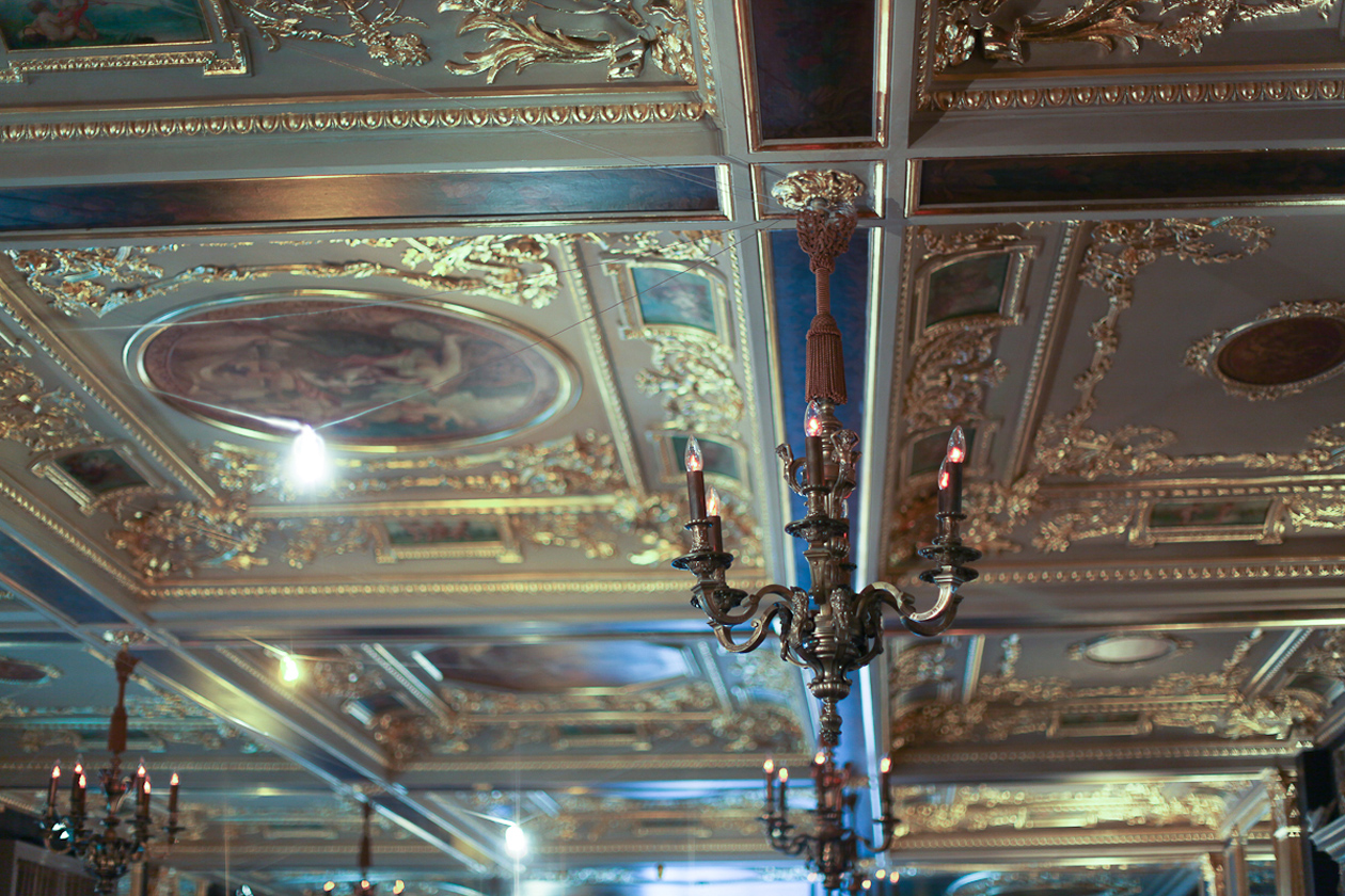 Soffitto della sala cocktails