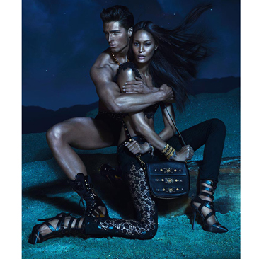 Versace svela la nuova campagna