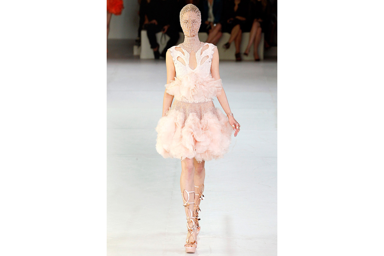 alexander mcqueen sarah burton spring 2012 rtw wedding dress romantic tulle