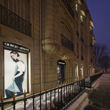 Giorgio Armani: opening in Avenue Montaigne