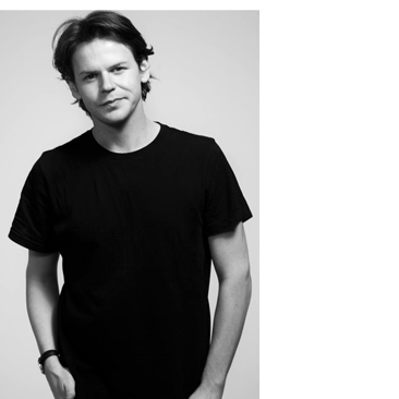 PPR acquisisce il 51% di Christopher Kane