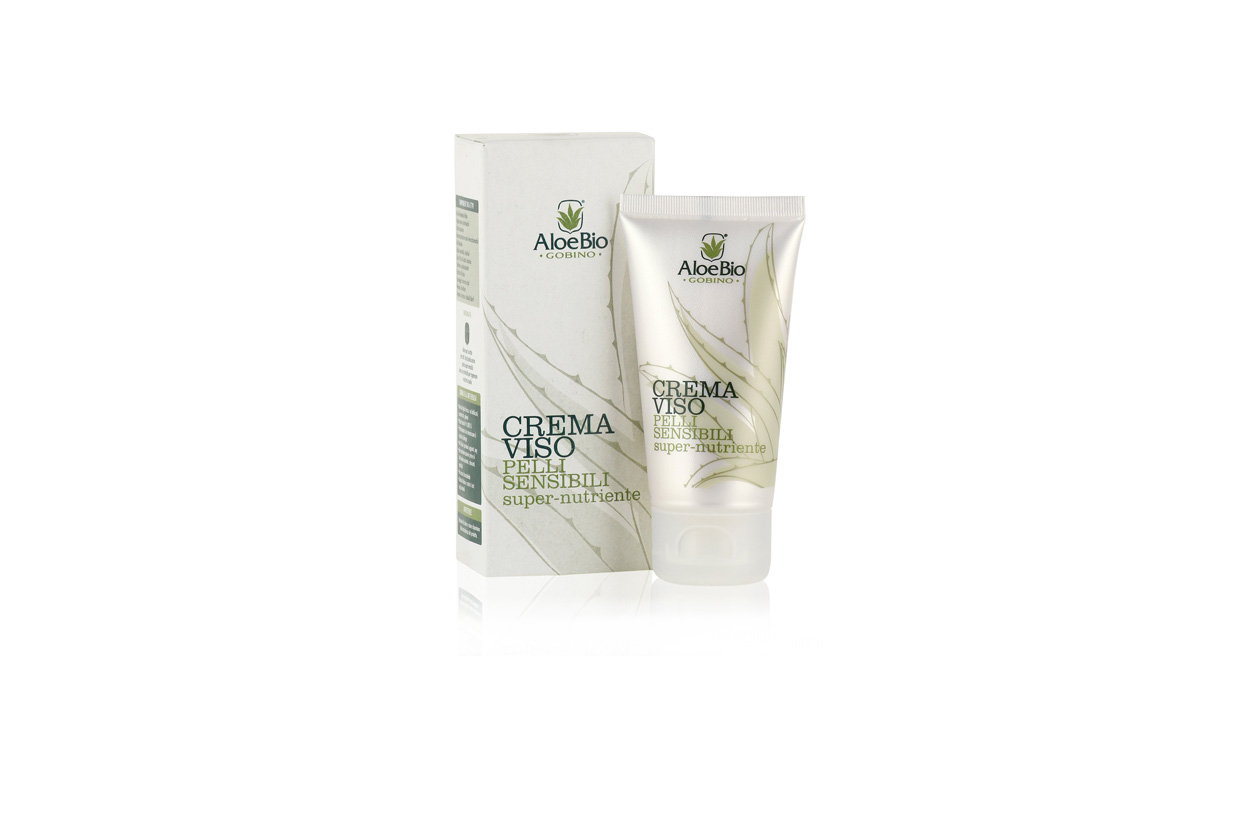 La crema viso pelli sensibili di Aloe Bio Gobino è super nutriente e ideale per la notte