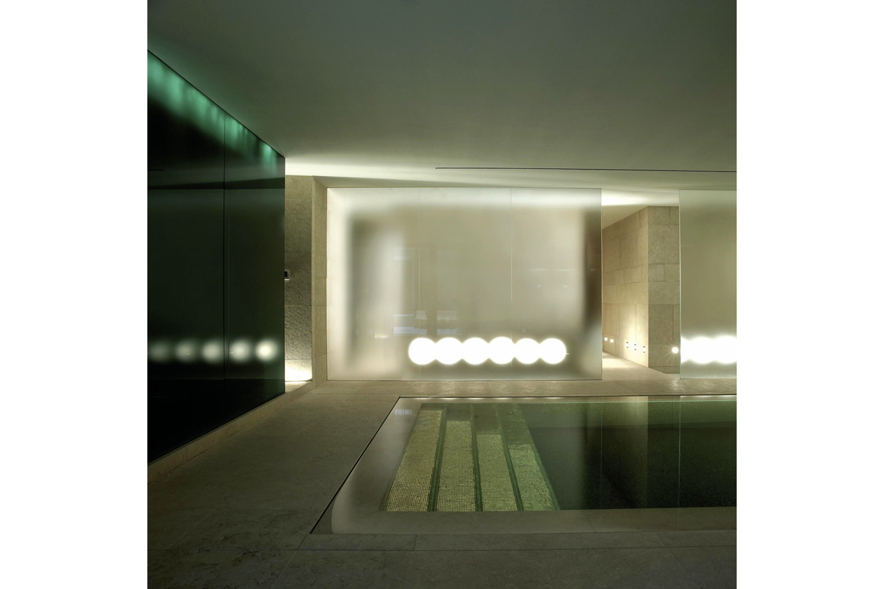 Obiettivo relax totale nella sala principale della SPA Hotel Bulgari