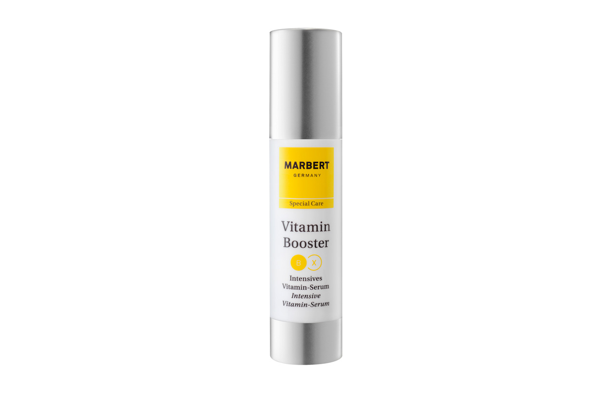 Marbert ha ideato il trattamento intensivo I♥Vitamins Booster Serum: un siero a base di estratti di frutta, olio di pistacchio e olio di nocciolo di albicocca