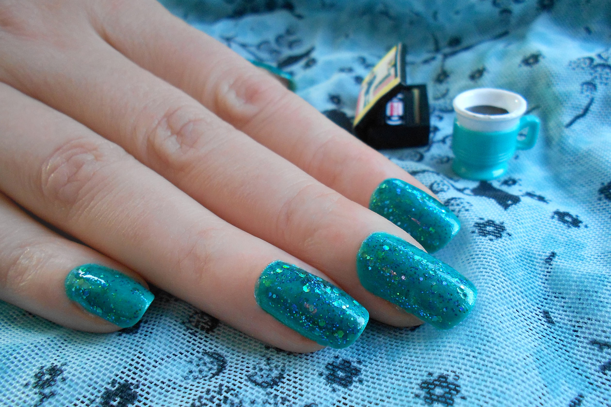 03 EmeraldGreen nails