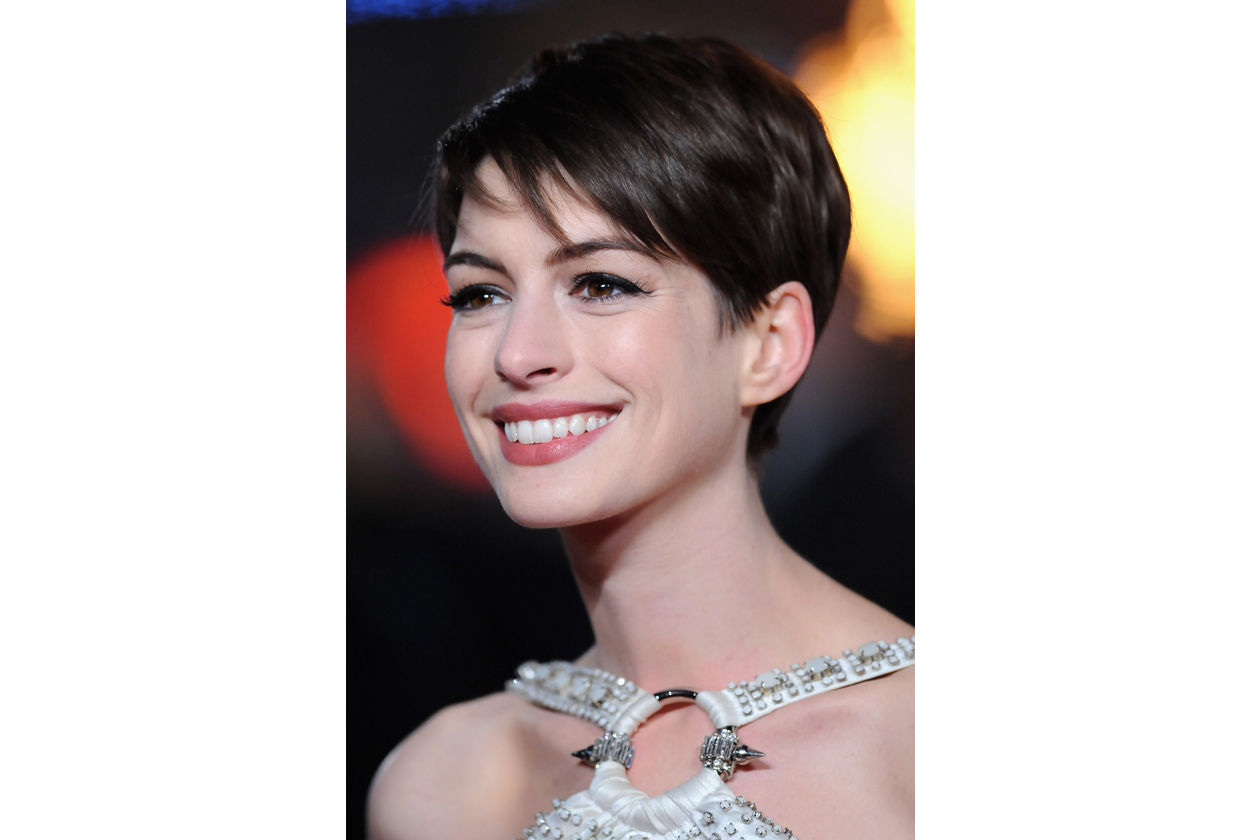 5 anne hathaway