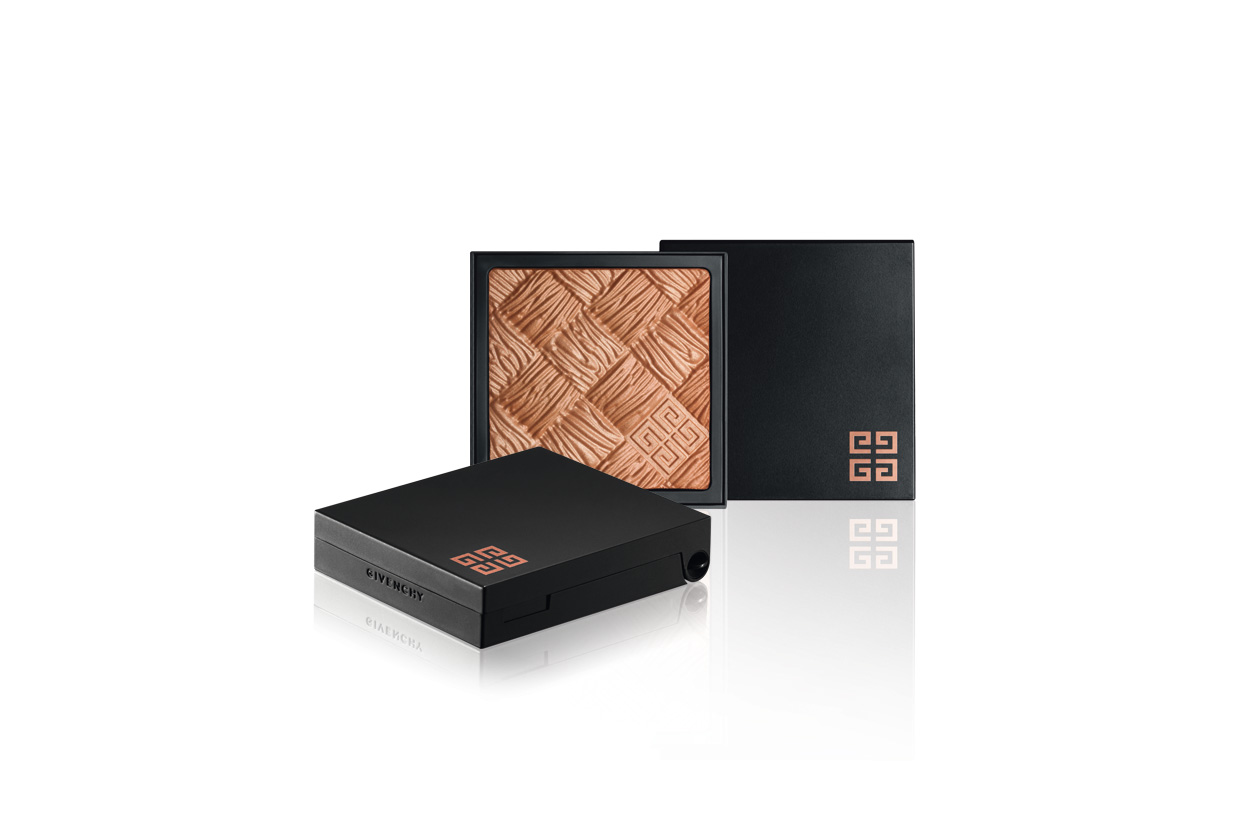 01 givenchy POUDRE BONNE MINE