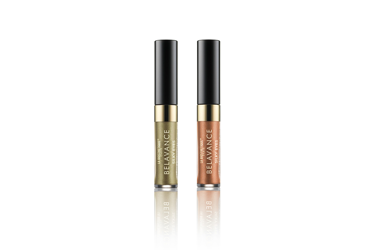 Gli ombretti Silky Eyes Golden Garden e il Silky Eyes Sahara Dust di La Bioesthetique Paris sono resistenti all’acqua e facili da stendere